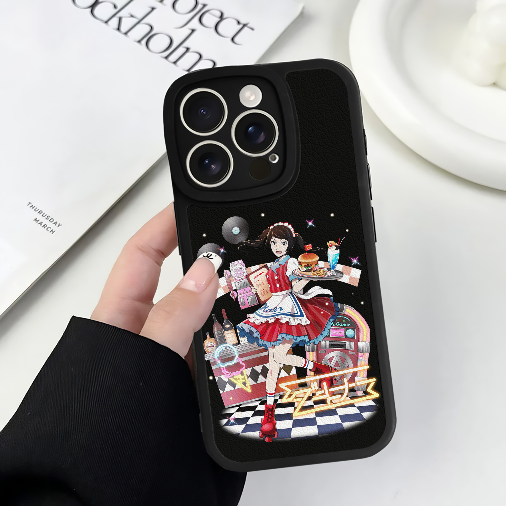 （画像用） 文豪ストレイドッグス Bungo Stray Dogs 【iPhone 16シリーズ対応】シリコンスマホケース（レザー調） 材質：シリコン